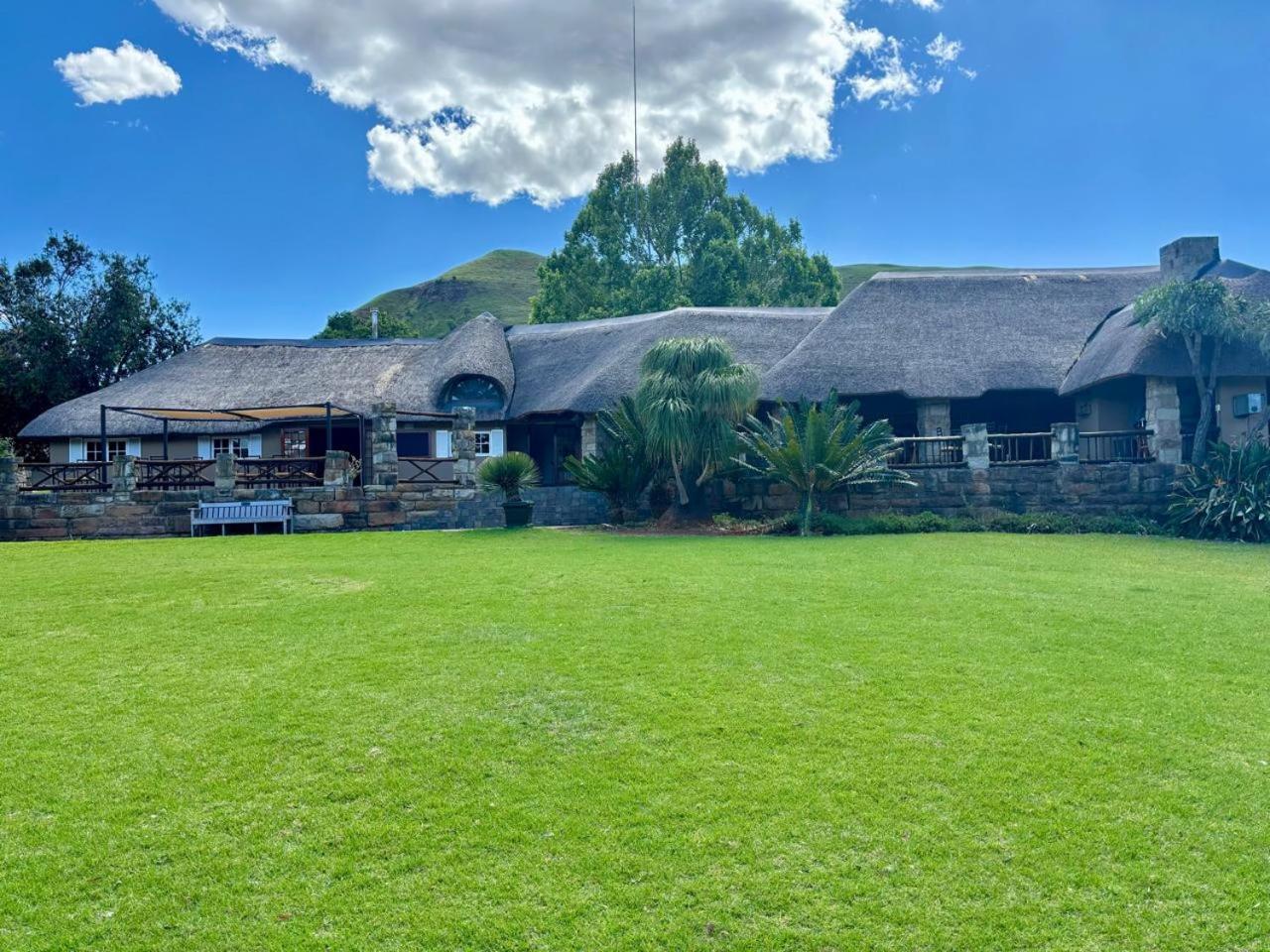 Hlalanathi Drakensberg Resort เบิร์กวิลล์ ภายนอก รูปภาพ