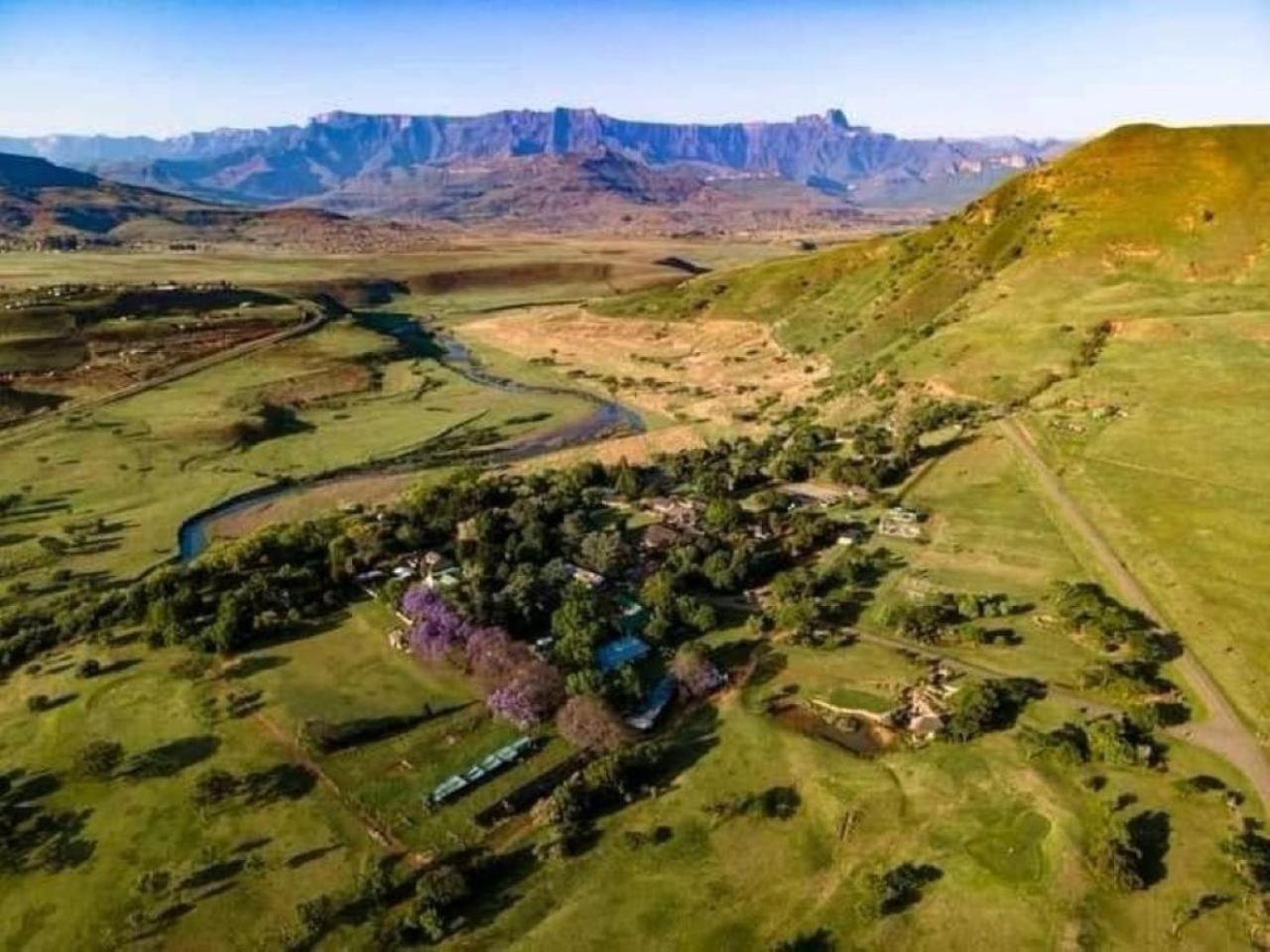 Hlalanathi Drakensberg Resort เบิร์กวิลล์ ภายนอก รูปภาพ